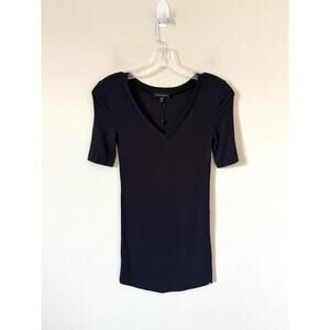 Universal Standard Long Short Sleeve T-Shirt Black Size 0-00 NEW